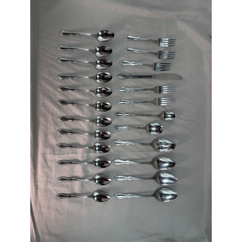 Oneida HOMESTEAD 24 Pc Flatware Replacement Lot 12 Teaspoons 4 Serving Spoons +
